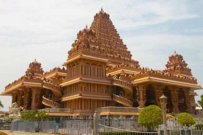 Chhatarpur Temple - Delhi