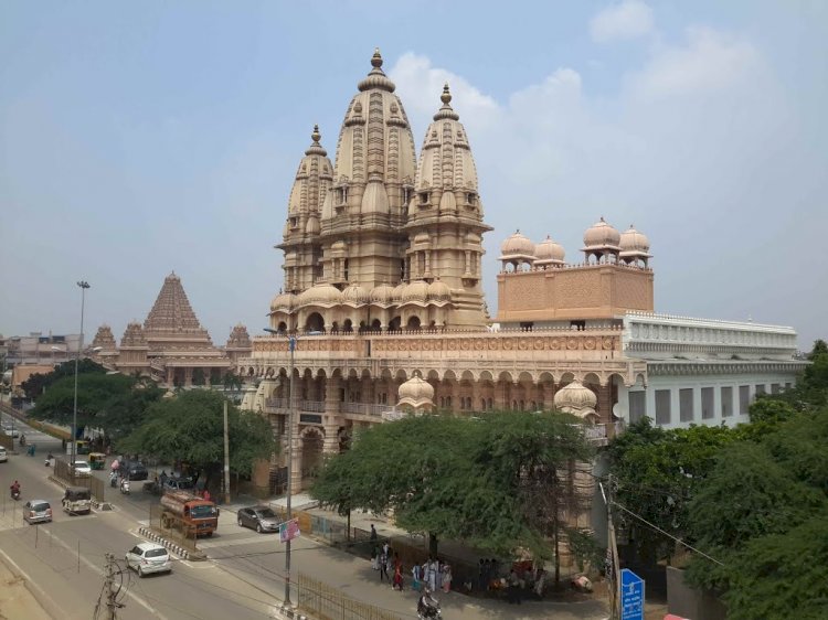 Chhatarpur Temple - Delhi