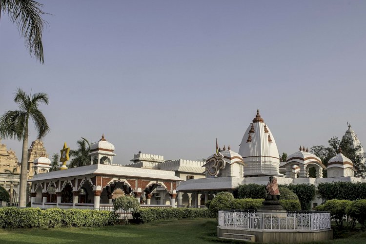 Chhatarpur Temple - Delhi