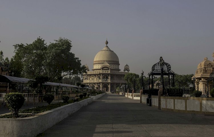 Chhatarpur Temple - Delhi