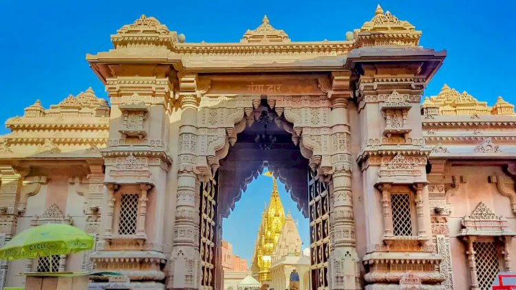 काशी विश्वनाथ मंदिर – शिव की नगरी, मोक्ष का द्वार | Kashi Vishwanath Temple, Varanasi